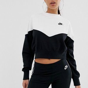 Nike Heritage Color Block Sweatshirt NWT